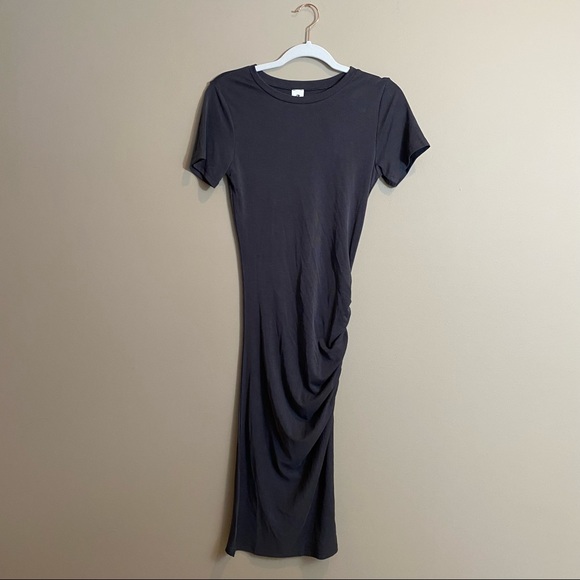 NWT VICI- Small Blue/Grey Ribbed T-Shirt Dress with a Cinched Side - Picture 1 of 10